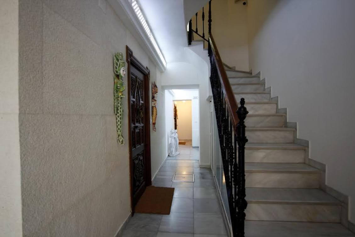 Terraza Tailandia Apartment Севиля Екстериор снимка