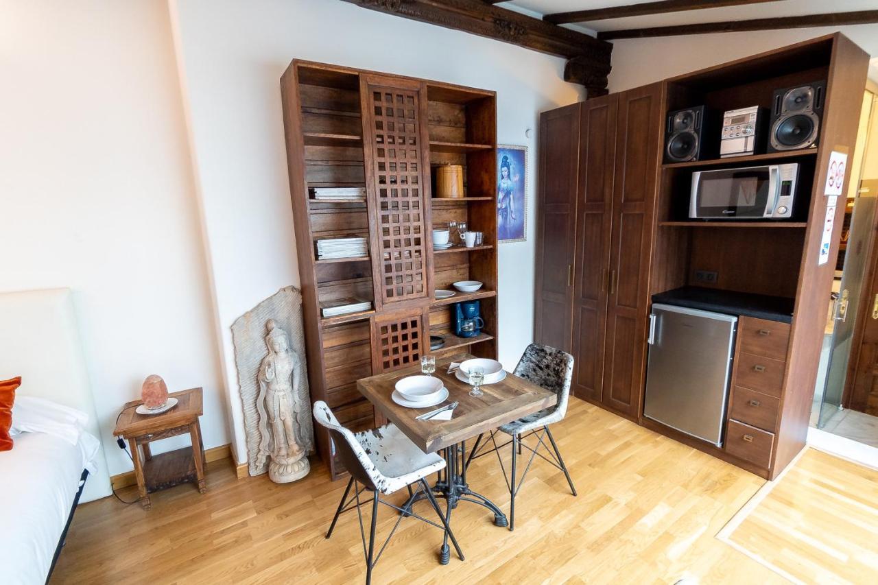 Terraza Tailandia Apartment Севиля Екстериор снимка