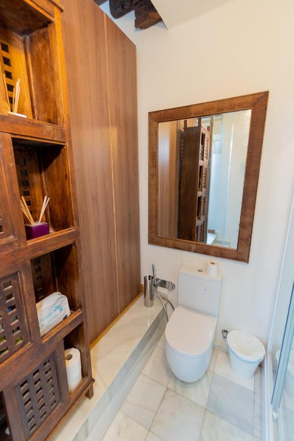 Terraza Tailandia Apartment Севиля Екстериор снимка