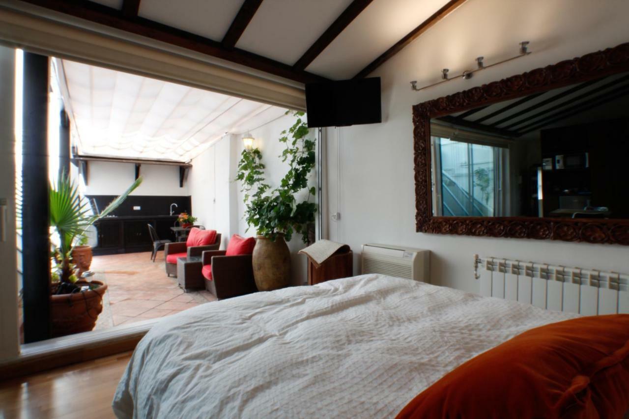 Terraza Tailandia Apartment Севиля Екстериор снимка