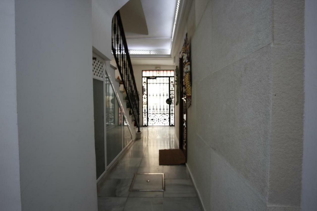 Terraza Tailandia Apartment Севиля Екстериор снимка